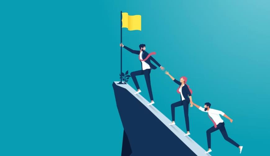 红旗区国产化适配解锁全球客户关系管理(CRM)软件市场新趋势